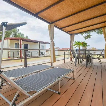 Mobile Home Dandelion Biograd Na Moru Exterior photo