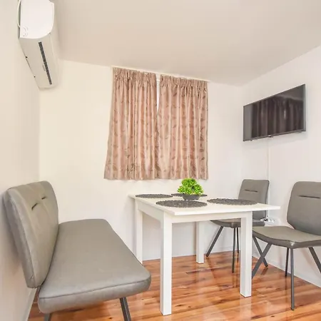 Mobile Home Dandelion Biograd Na Moru Exterior photo