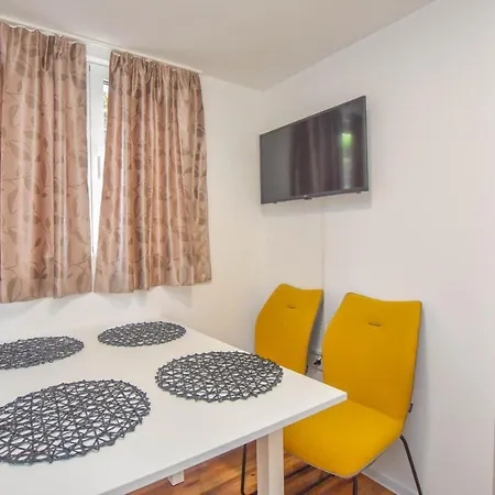 Mobile Home Dandelion Biograd Na Moru Exterior photo